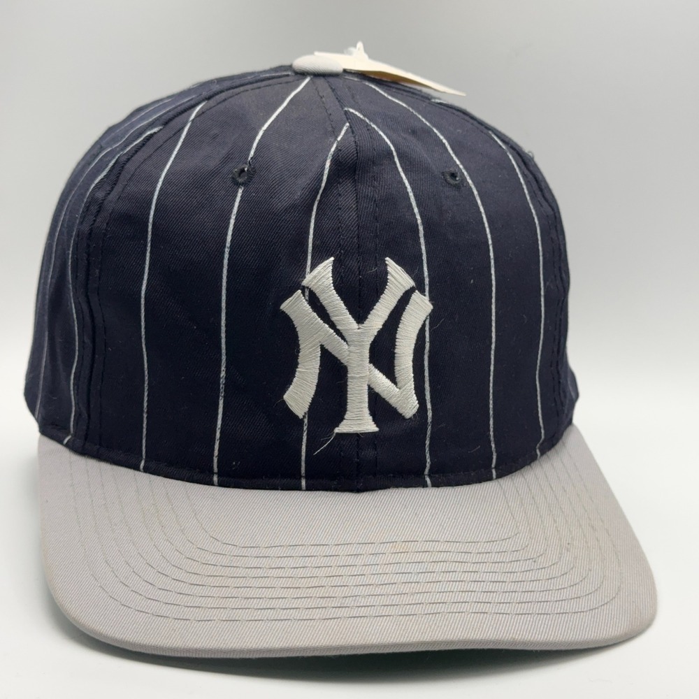 NWT Vintage New York Yankee Pinstripe Starter Snapback Hat 3D Logo Baseball Cap